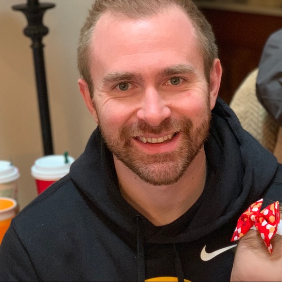 Meet your Posher, Mike - Picture 1 of 1